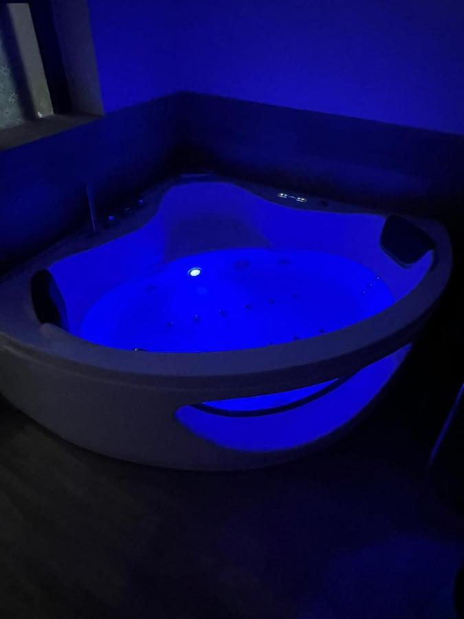 Maspalomas Jacuzzi Bungalow Лас Палмас де Гран Канария Екстериор снимка